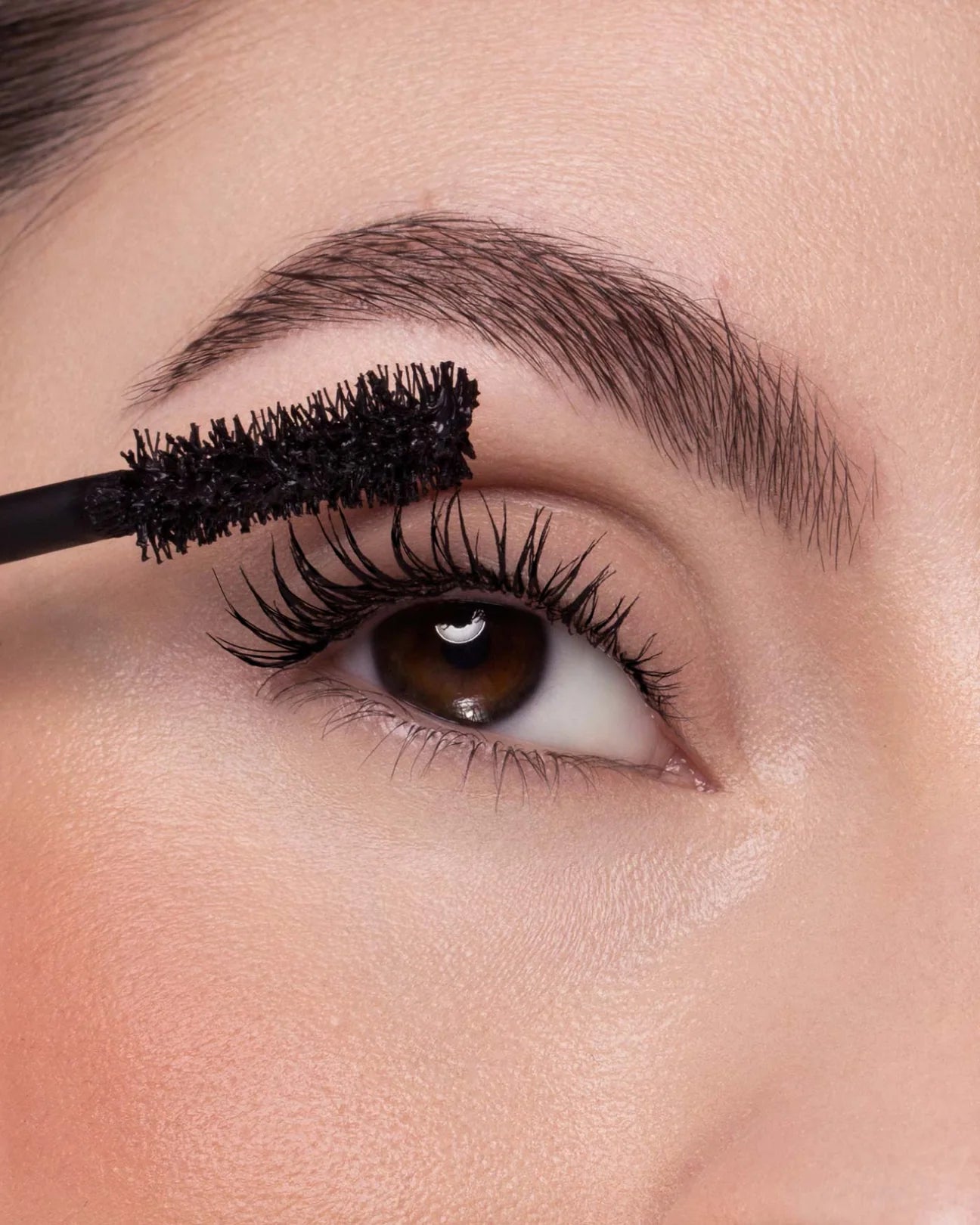 Mascara #InstaVolume Ultra Volumizzante Astra