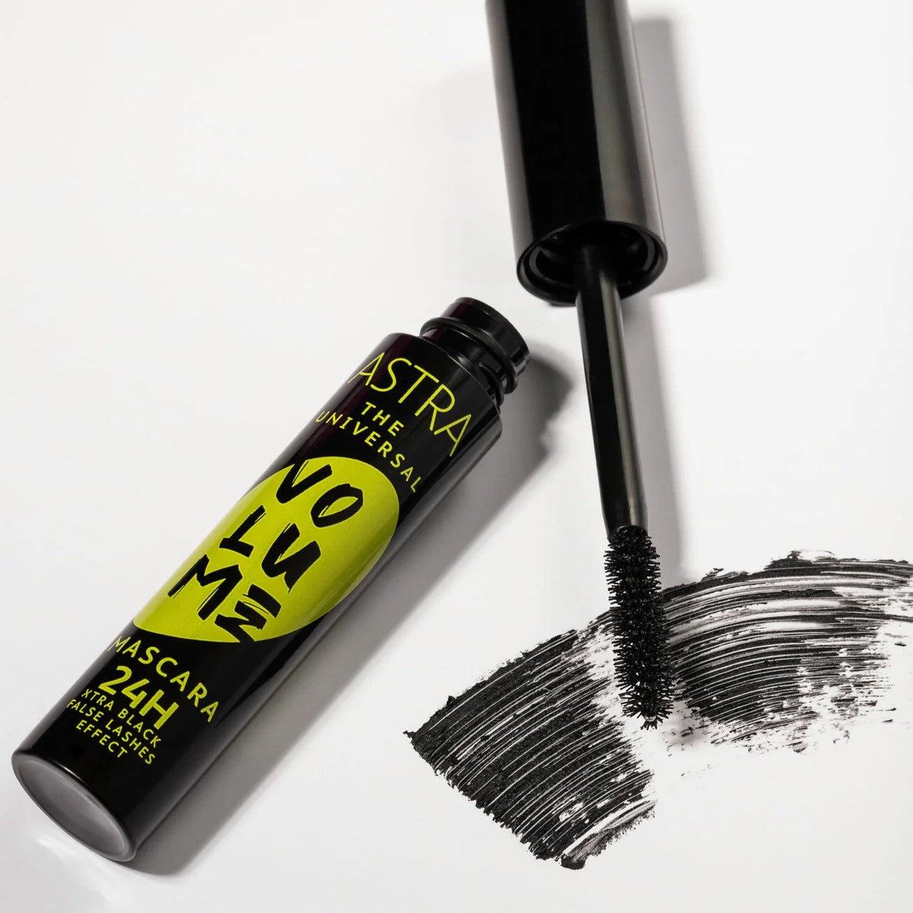 Mascara The Universal Volume 24H Astra